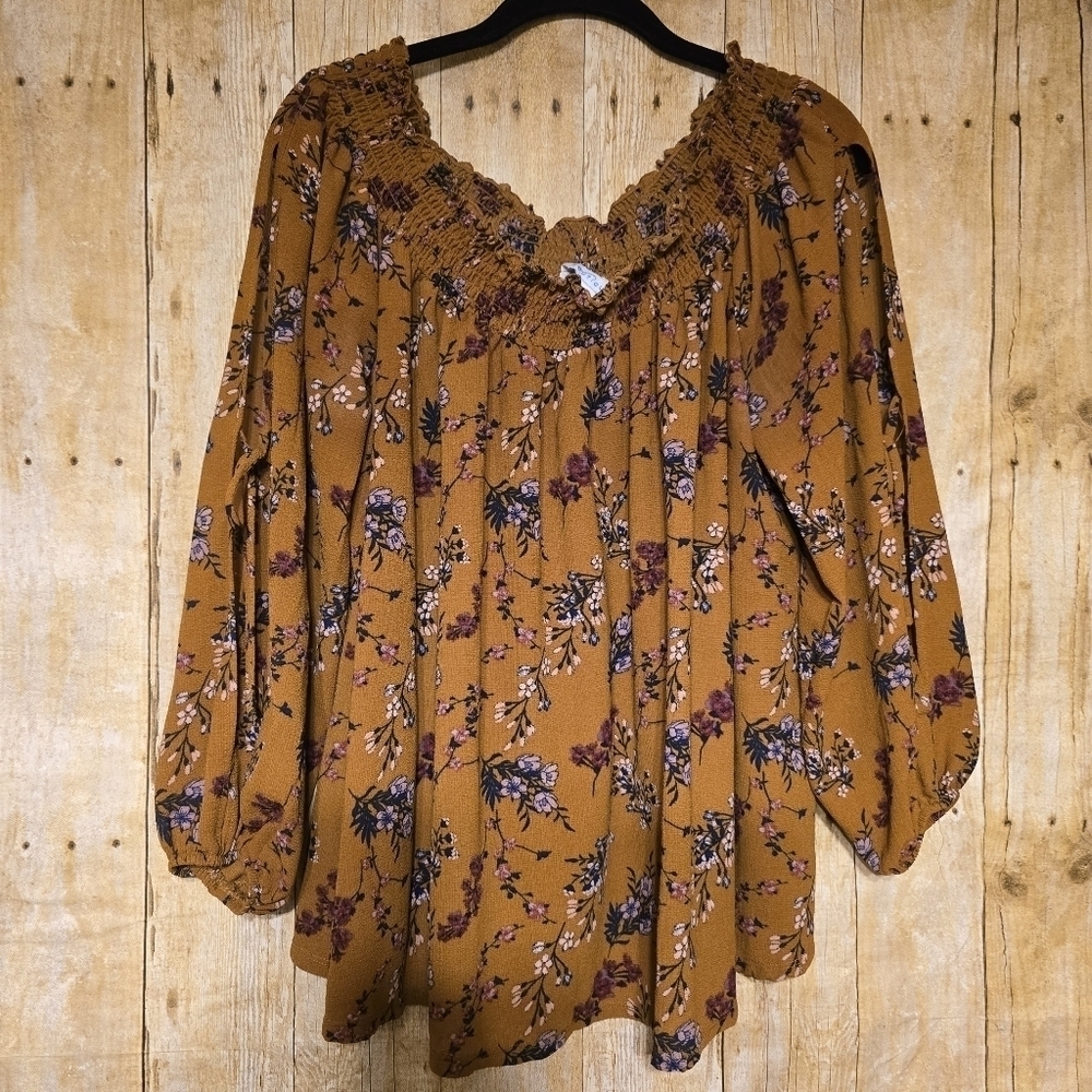Floral Smocked Women's Top - Brown